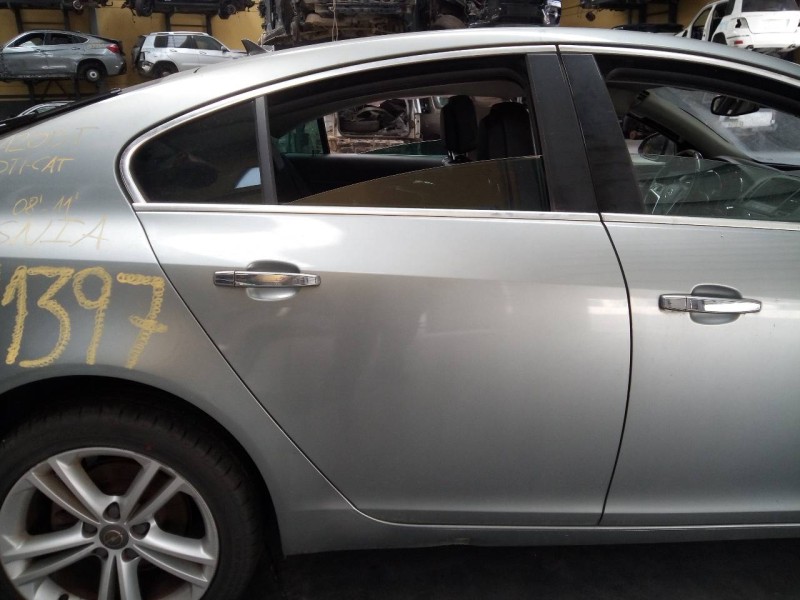 Recambio de puerta trasera derecha para opel insignia berlina edition referencia OEM IAM   