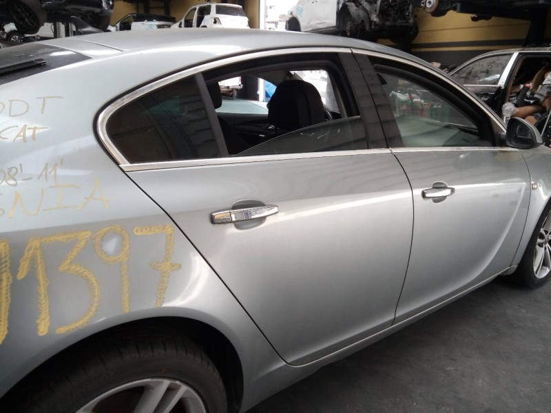 Recambio de puerta trasera derecha para opel insignia berlina edition referencia OEM IAM   
