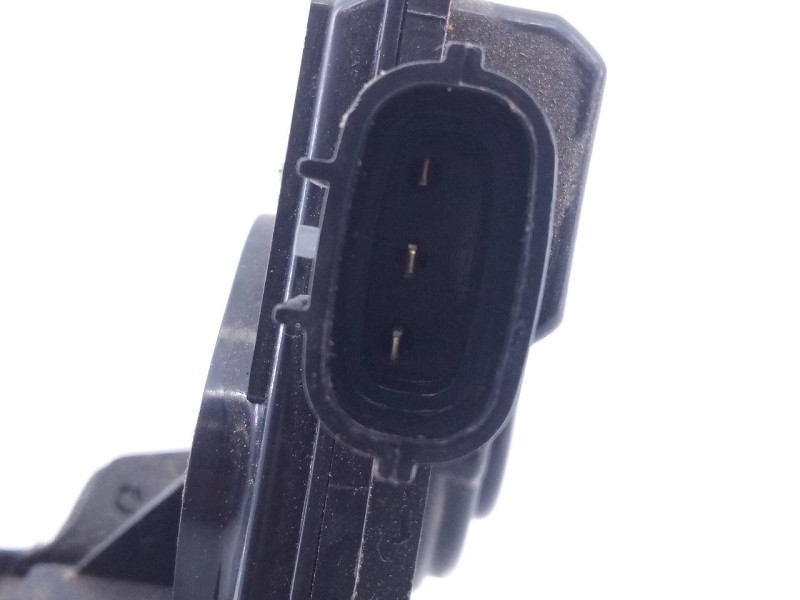 Recambio de cerradura maletero / porton para toyota auris luna referencia OEM IAM   E2-B4-54-2