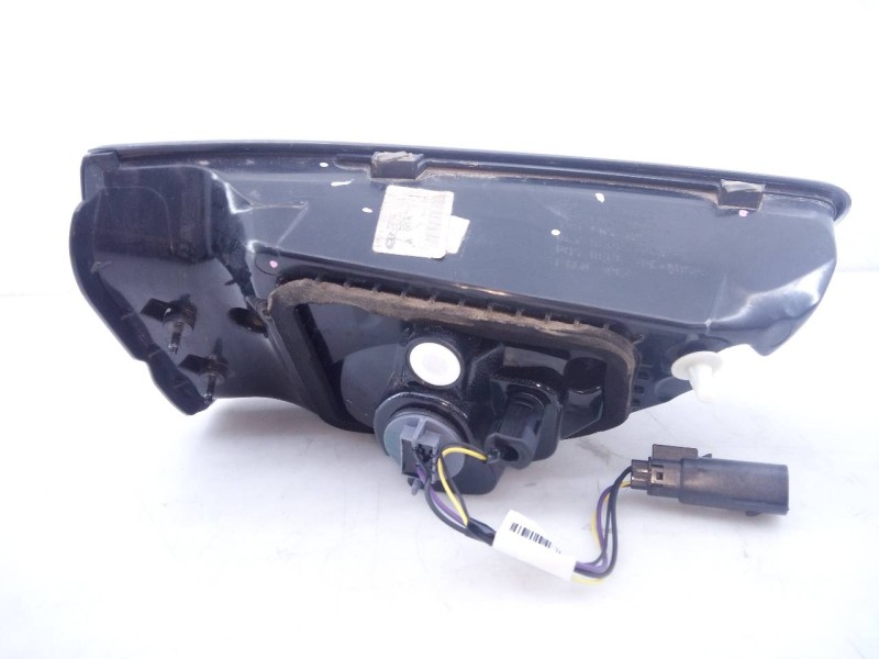 Recambio de piloto trasero derecho porton para ford kuga st-line referencia OEM IAM   E2-B3-44-2