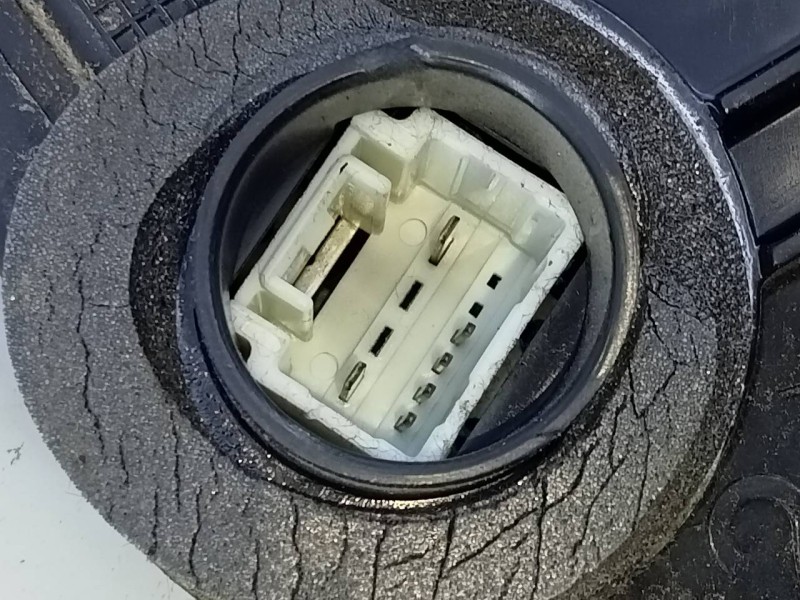 Recambio de cerradura puerta delantera izquierda para toyota auris luna referencia OEM IAM   E2-B4-55-1