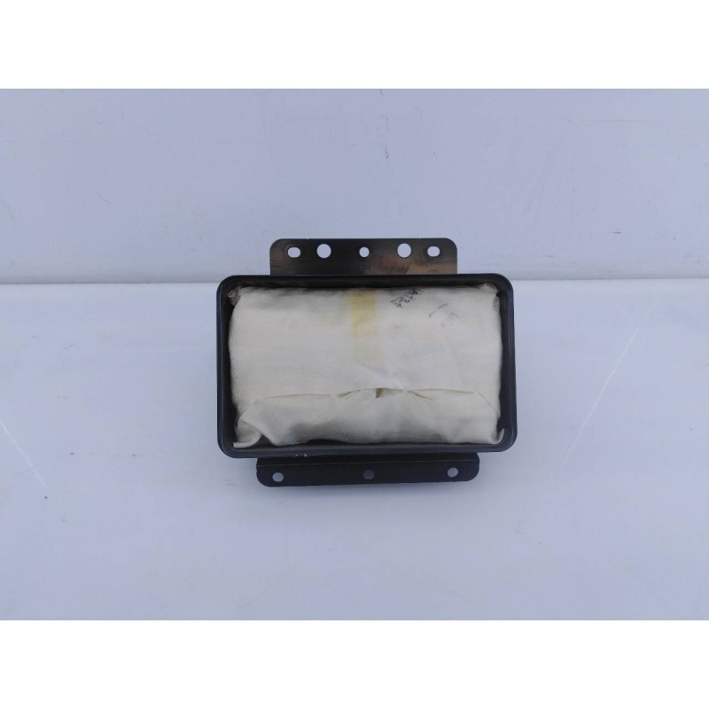 Recambio de airbag delantero derecho para ssangyong rodius xdi limited referencia OEM IAM 8621021002 SSLV953VAYF E1-B3-8-2