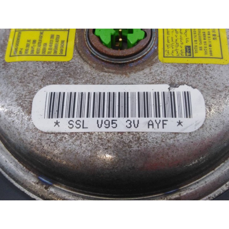 Recambio de airbag delantero derecho para ssangyong rodius xdi limited referencia OEM IAM 8621021002 SSLV953VAYF E1-B3-8-2