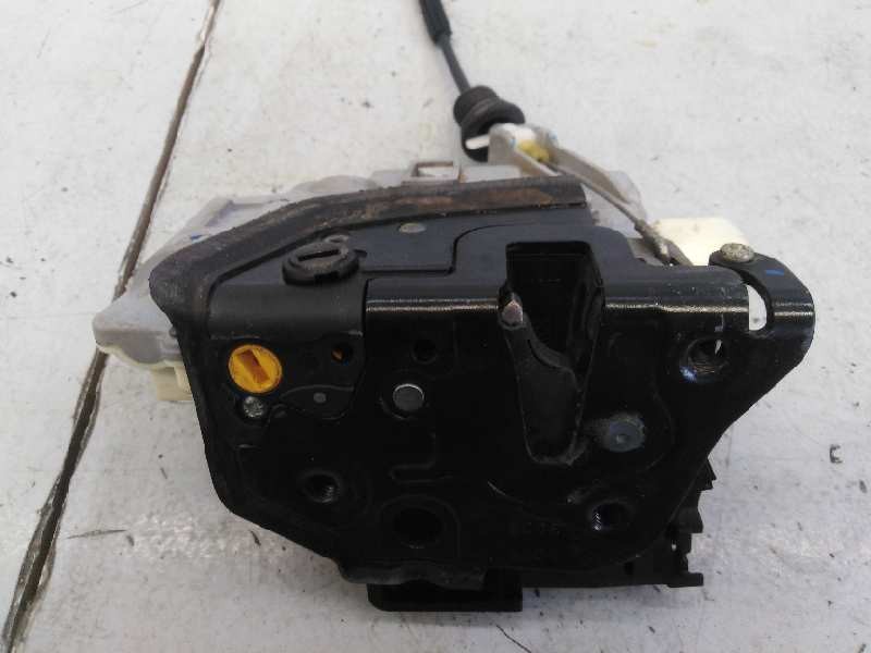 Recambio de cerradura puerta delantera izquierda para volkswagen passat berlina (3c2) advance referencia OEM IAM 3AE885681CFKZ  