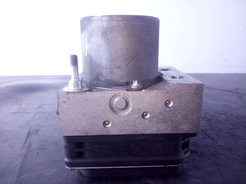 Recambio de abs para kia cee´d sporty wagon active referencia OEM IAM 589201H650 0265230231 P3-B8-24-4