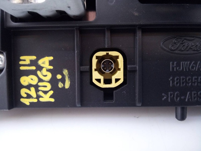 Recambio de sistema navegacion gps para ford kuga st-line referencia OEM IAM LJ6T18B955FE 901601625005 E3-B3-40-4
