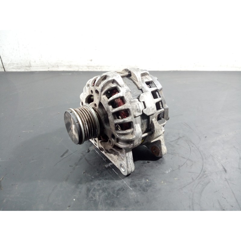 Recambio de alternador para dacia lodgy ambiance referencia OEM IAM 231002949R  P3-A4-22-4