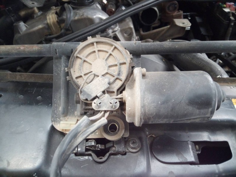 Recambio de motor limpia delantero para ssangyong rexton rx 270 full referencia OEM IAM   