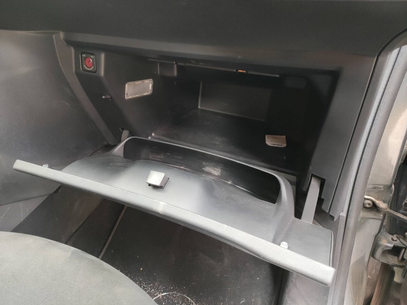 Recambio de guantera para citroën c3 exclusive referencia OEM IAM   