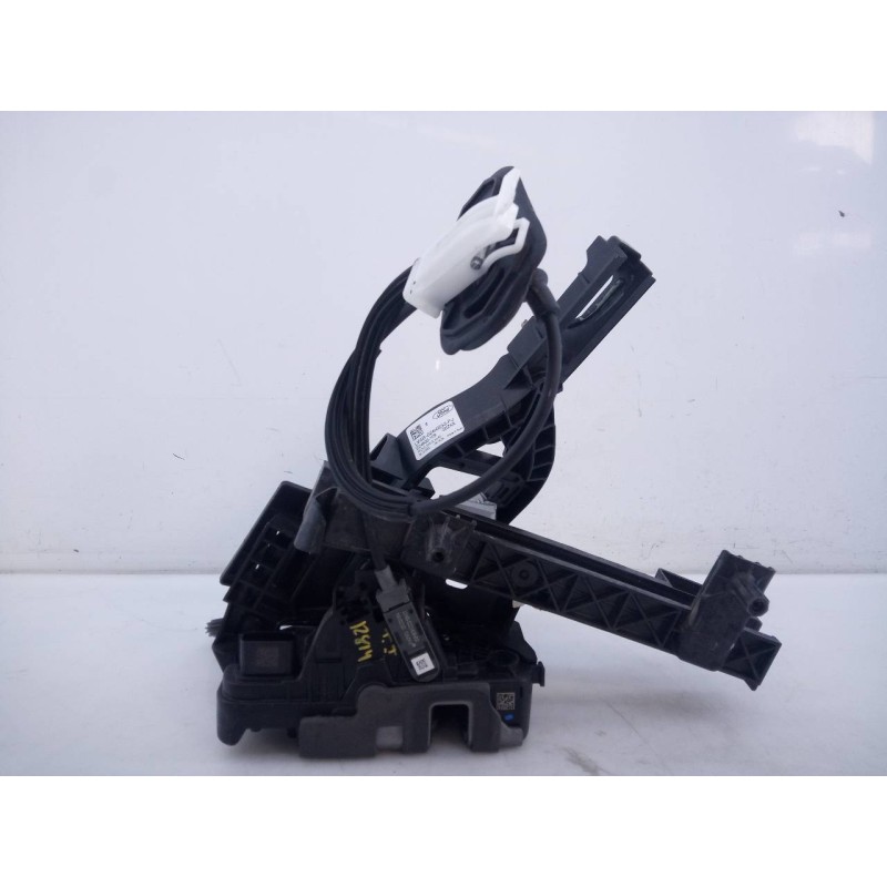 Recambio de cerradura puerta trasera izquierda para ford kuga st-line referencia OEM IAM LJ6AA26413AF  E2-B3-45-2