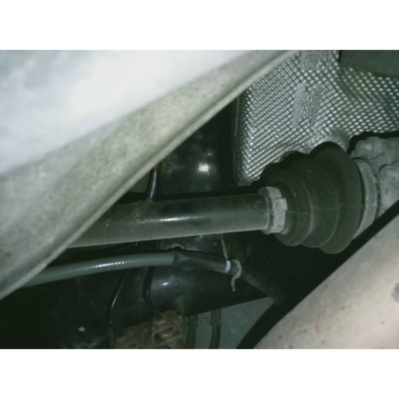 Recambio de transmision trasera izquierda para bmw serie 1 berlina (e81/e87) 118i limited sport edition referencia OEM IAM   