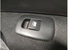 MANDO ELEVALUNAS TRASERO DERECHO 