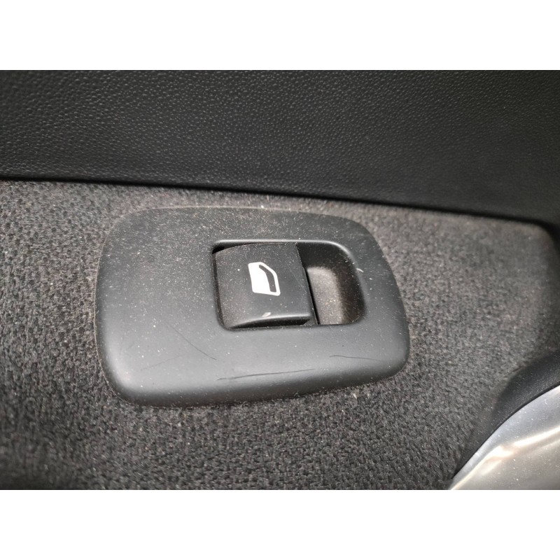 Recambio de mando elevalunas trasero izquierdo para citroën c3 exclusive referencia OEM IAM   