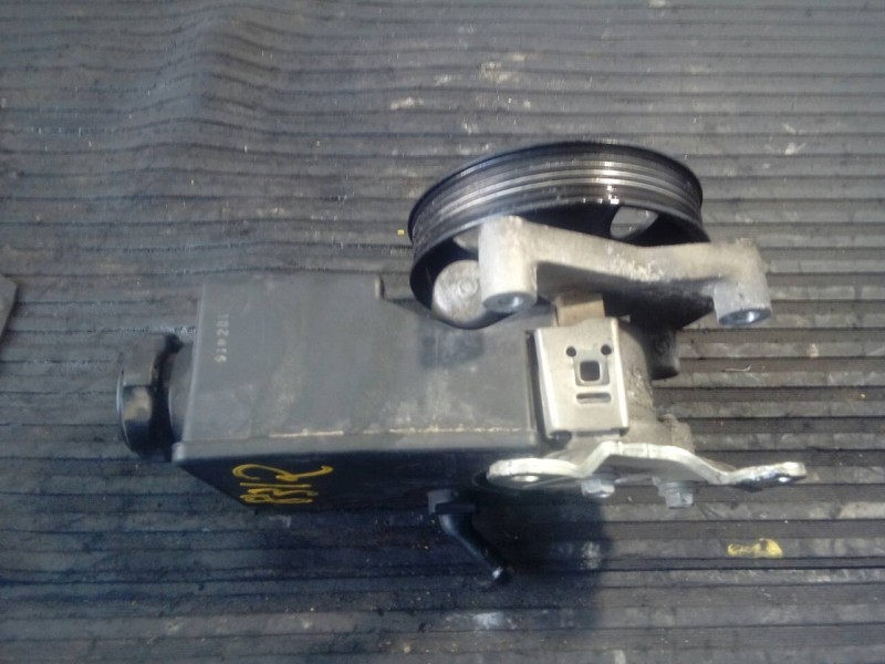 Recambio de bomba direccion para ssangyong rodius xdi limited referencia OEM IAM NS4540547  P3-B4-9-3