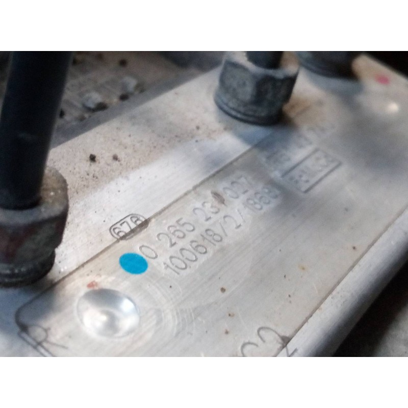 Recambio de abs para ford ranger (es) xl cabina simple 4x4 referencia OEM IAM 026523027 10061821868 