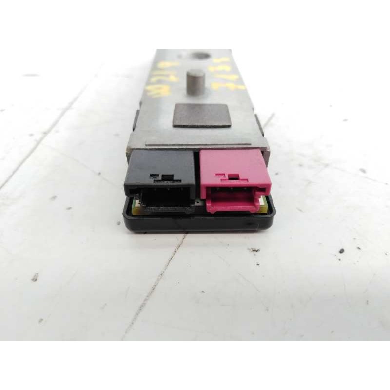 Recambio de antena para mercedes-benz clase cls (w218) cls 250 cdi be (218.303) referencia OEM IAM 2128201689  E3-A1-15-2