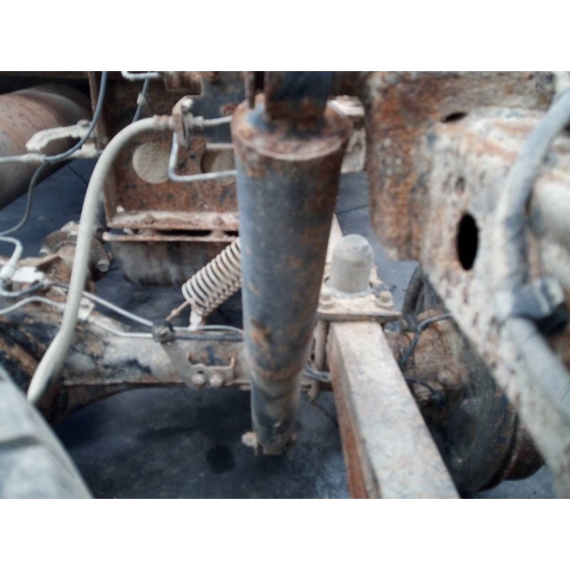 Recambio de amortiguador trasero derecho para ford ranger (es) xl cabina simple 4x4 referencia OEM IAM   