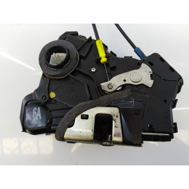 Recambio de cerradura puerta delantera izquierda para toyota auris sol referencia OEM IAM 6904042241  E2-B4-15-1