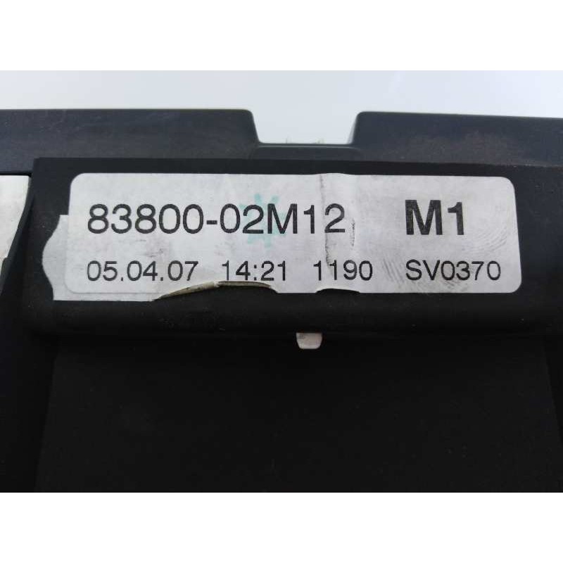 Recambio de cuadro instrumentos para toyota auris sol referencia OEM IAM 8380002M12  E3-B2-13-3