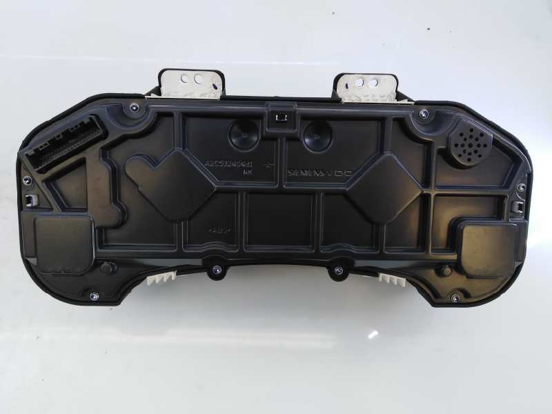 Recambio de cuadro instrumentos para toyota auris sol referencia OEM IAM 8380002M12  E3-B2-13-3