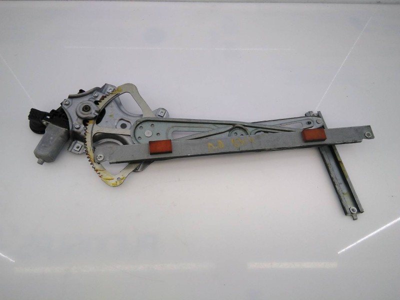 Recambio de elevalunas delantero derecho para toyota auris sol referencia OEM IAM 6980112220 857100D100 E2-B4-8-2