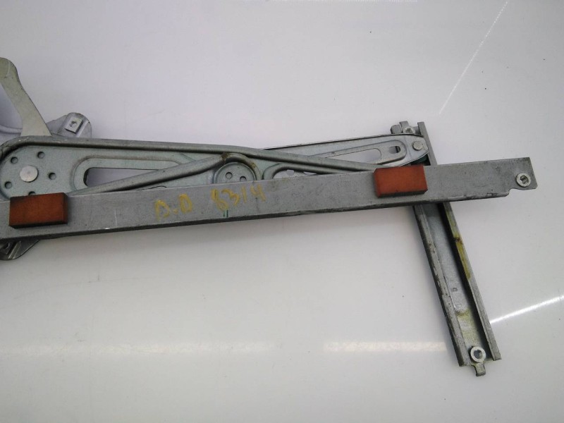 Recambio de elevalunas delantero derecho para toyota auris sol referencia OEM IAM 6980112220 857100D100 E2-B4-8-2