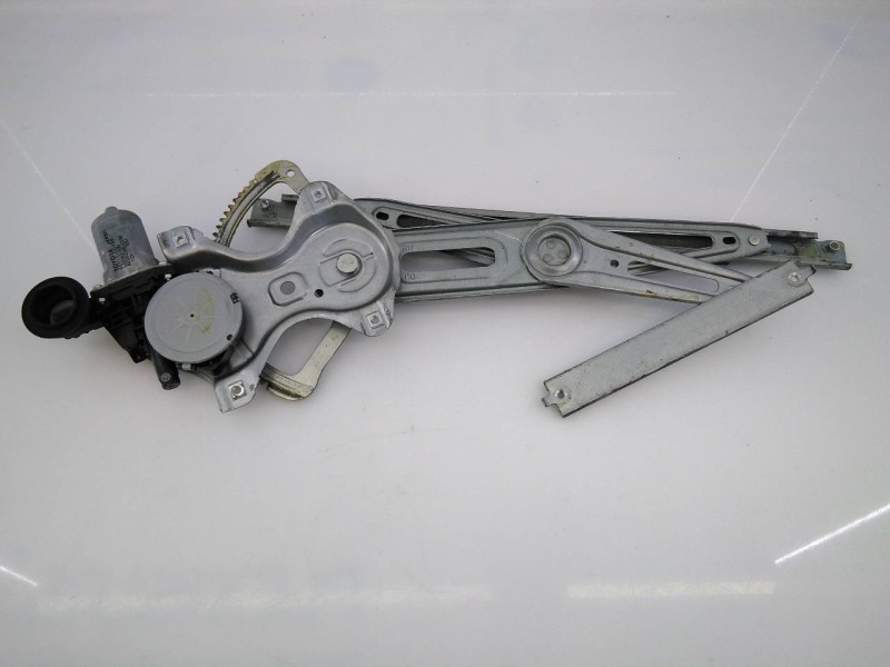 Recambio de elevalunas delantero derecho para toyota auris sol referencia OEM IAM 6980112220 857100D100 E2-B4-8-2