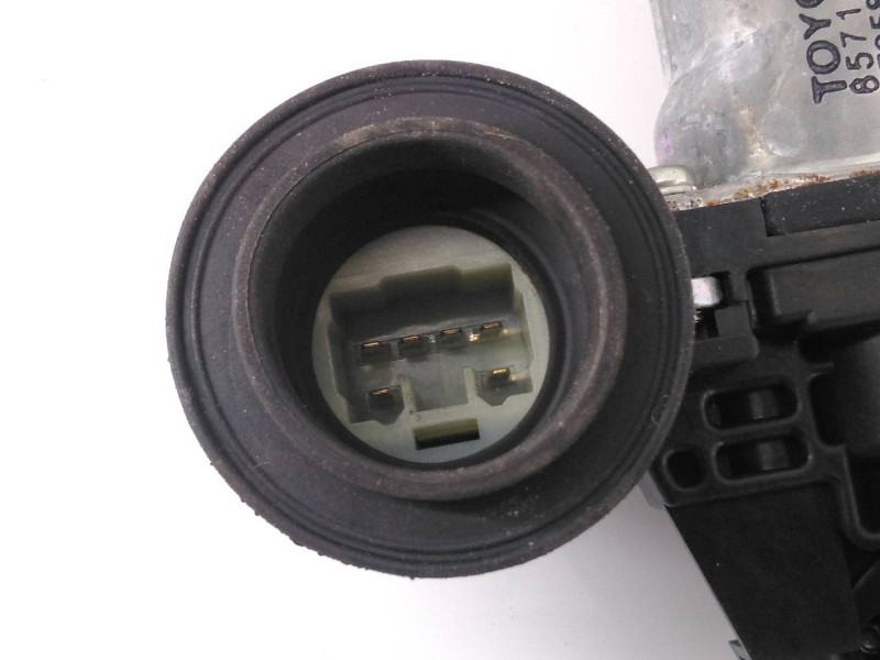 Recambio de elevalunas delantero derecho para toyota auris sol referencia OEM IAM 6980112220 857100D100 E2-B4-8-2