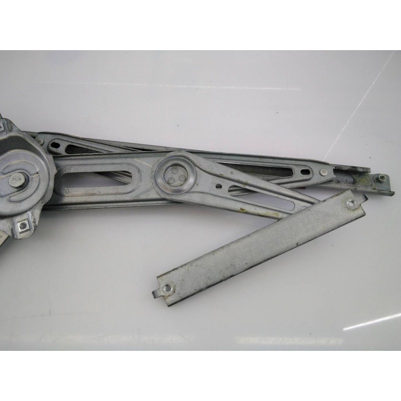 Recambio de elevalunas delantero derecho para toyota auris sol referencia OEM IAM 6980112220 857100D100 E2-B4-8-2