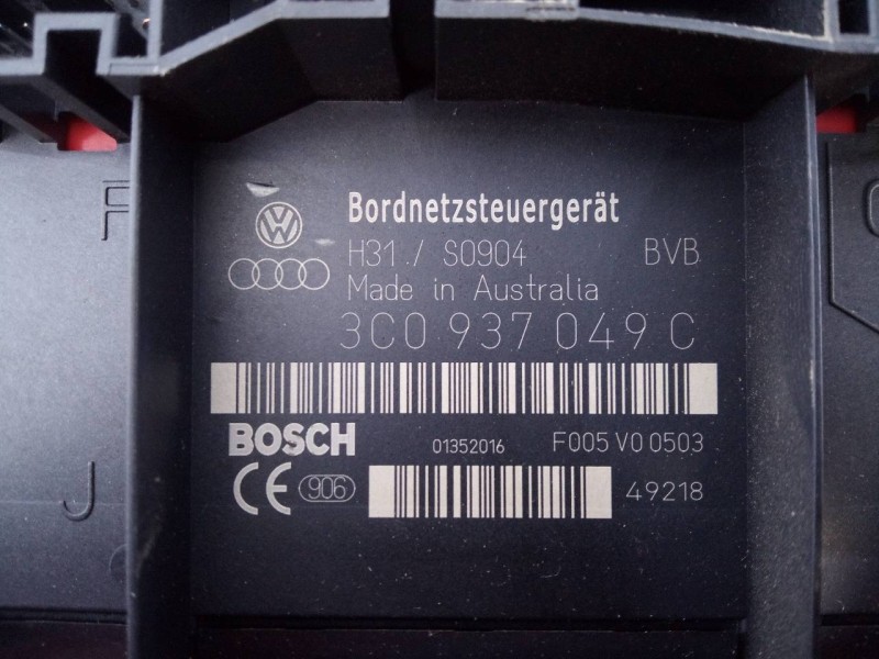 Recambio de caja reles / fusibles para volkswagen passat berlina (3c2) 2.0 tdi referencia OEM IAM 3C0937049C  E2-A1-33-4