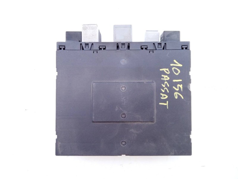 Recambio de caja reles / fusibles para volkswagen passat berlina (3c2) 2.0 tdi referencia OEM IAM 3C0937049C  E2-A1-33-4