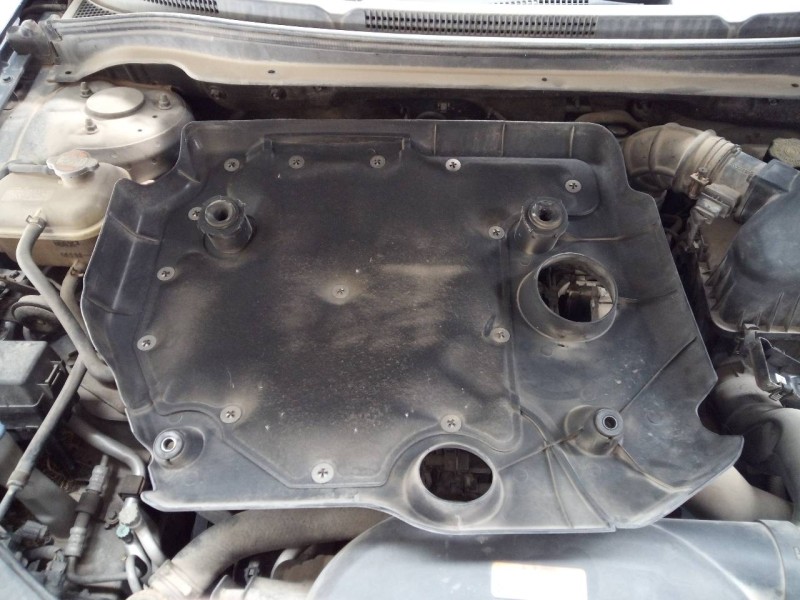 Recambio de tapa motor para kia cee´d sporty wagon active referencia OEM IAM   