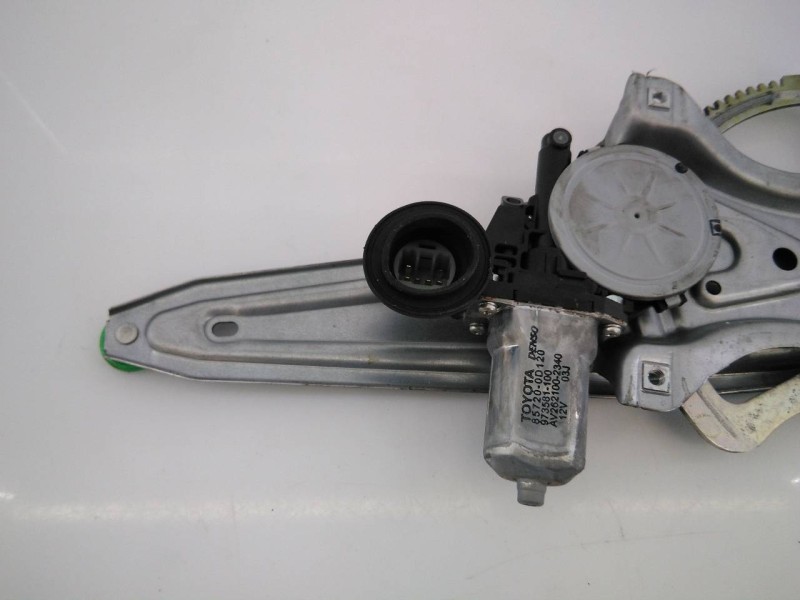Recambio de elevalunas trasero derecho para toyota auris sol referencia OEM IAM 6980312180 857200D120 E2-B4-8-2