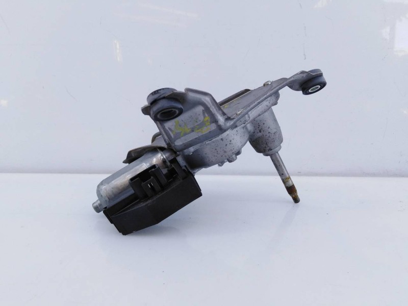 Recambio de motor limpia trasero para toyota auris sol referencia OEM IAM 8513002030  E2-B4-4-2