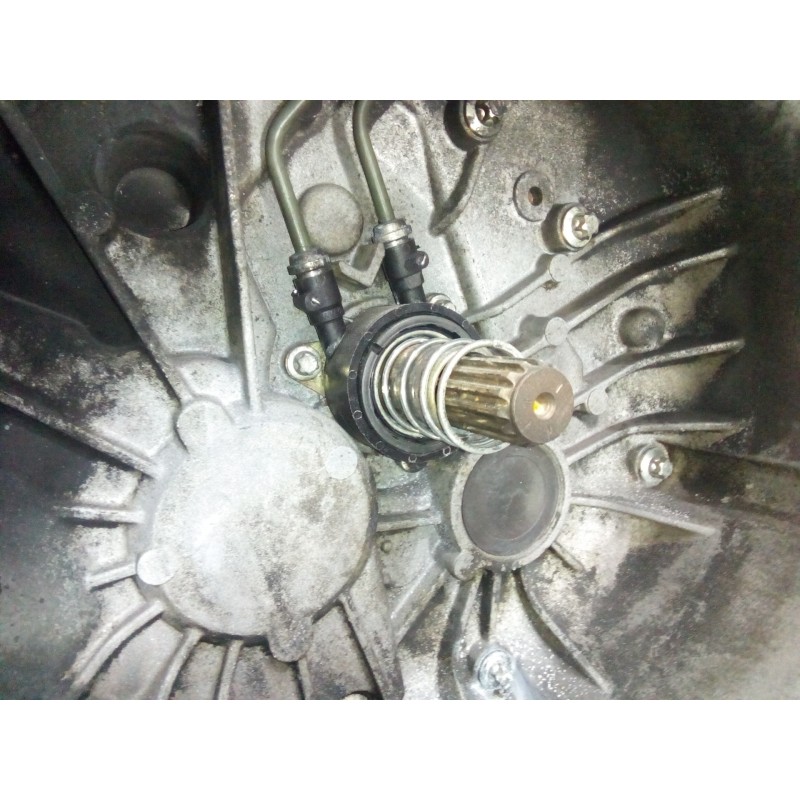 Recambio de caja cambios para land rover freelander e familiar referencia OEM IAM 5495775  