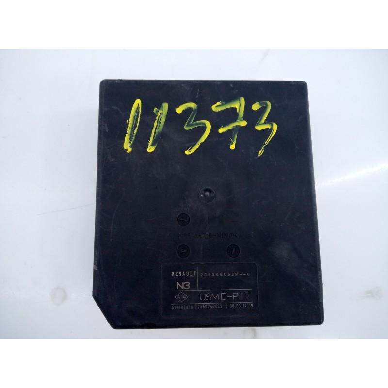 Recambio de caja reles / fusibles para renault laguna coupe gt referencia OEM IAM 284B66052R  E2-A1-40-2