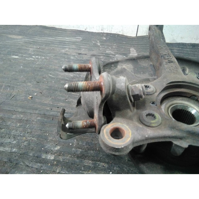 Recambio de mangueta delantera izquierda para volkswagen golf v berlina (1k1) highline referencia OEM IAM   P1-A4-29