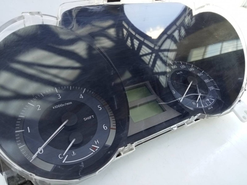 Recambio de cuadro instrumentos para toyota land cruiser (j15) basis referencia OEM IAM 20150108054642 838006AK40C E3-B2-9-3