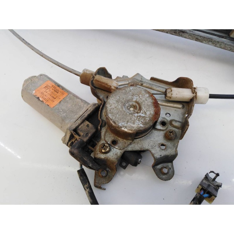 Recambio de elevalunas trasero izquierdo para nissan pick-up (d22) cabina doble challenge 4x4 referencia OEM IAM 827312S721  E1-