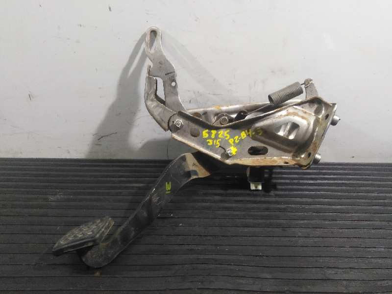 Recambio de pedal freno para toyota land cruiser (j15) basis referencia OEM IAM   P2-B4-3