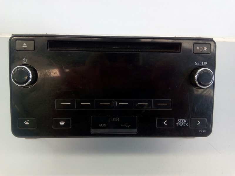 Recambio de sistema audio / radio cd para toyota land cruiser (j15) basis referencia OEM IAM 8612060M10 1230005030C101 E3-B2-8-4