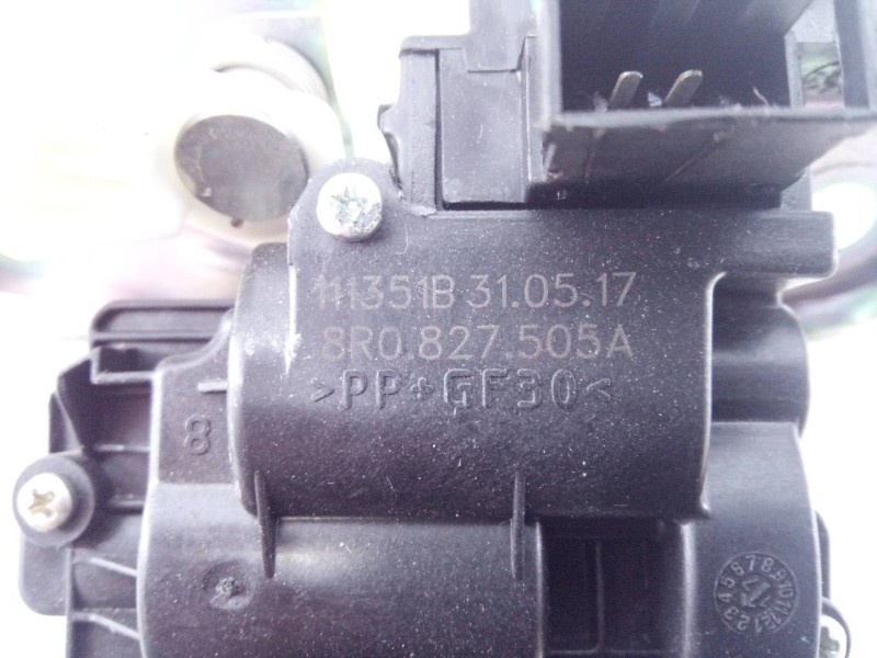 Recambio de cerradura maletero / porton para skoda fabia active referencia OEM IAM 111351B 8R0827505A E1-A5-39-1