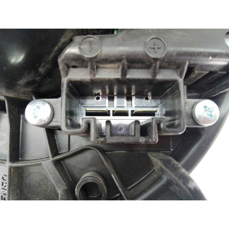 Recambio de ventilador calefaccion para toyota land cruiser (j15) basis referencia OEM IAM 8710360400 1163602840 E2-B4-24-2