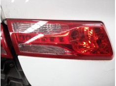 PILOTO TRASERO IZQUIERDO PORTON 