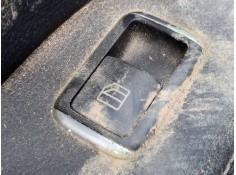 MANDO ELEVALUNAS TRASERO IZQUIERDO 