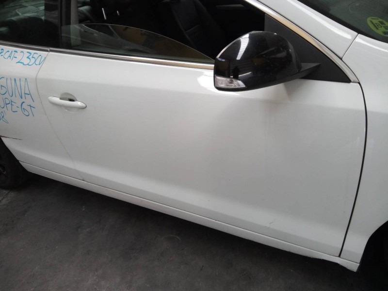 Recambio de puerta delantera derecha para renault laguna coupe gt referencia OEM IAM   