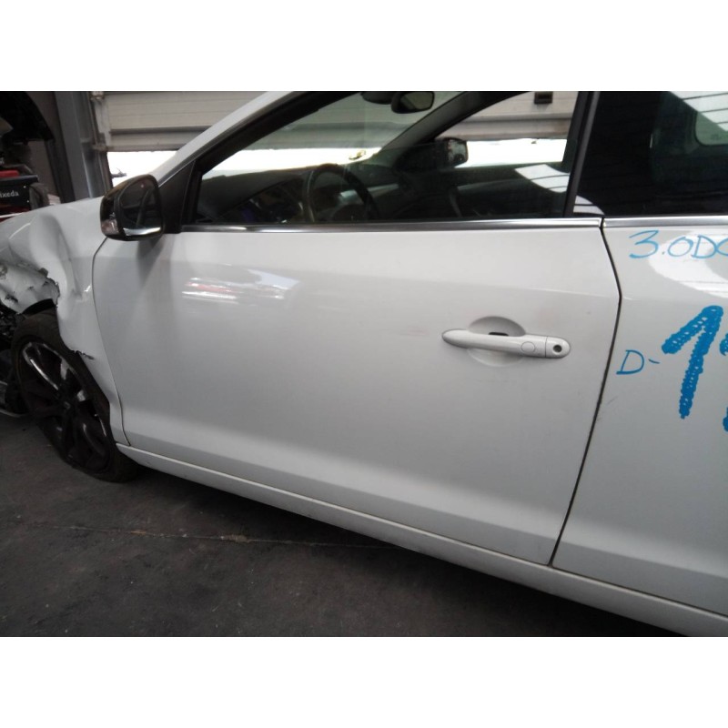 Recambio de puerta delantera izquierda para renault laguna coupe gt referencia OEM IAM   