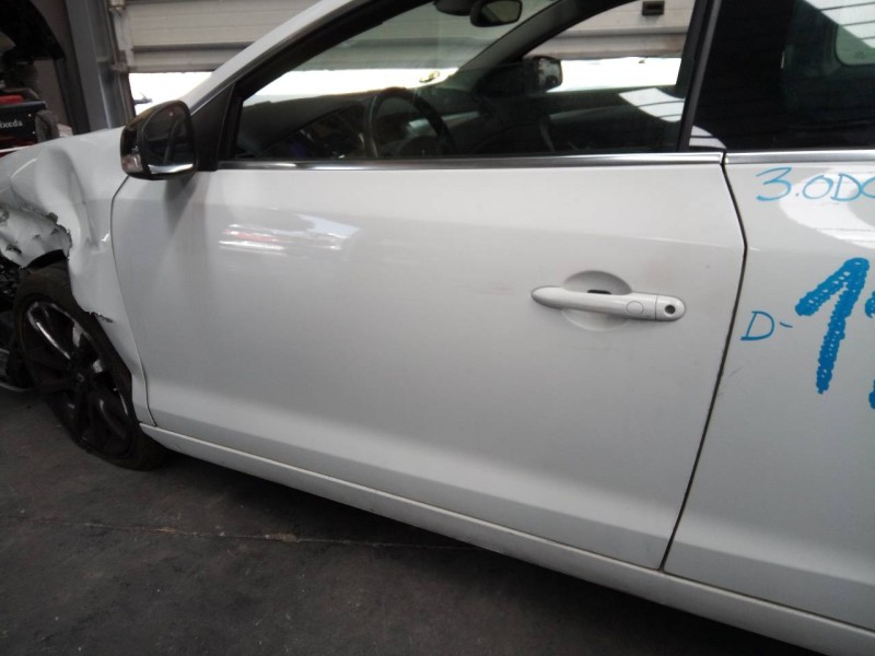 Recambio de puerta delantera izquierda para renault laguna coupe gt referencia OEM IAM   