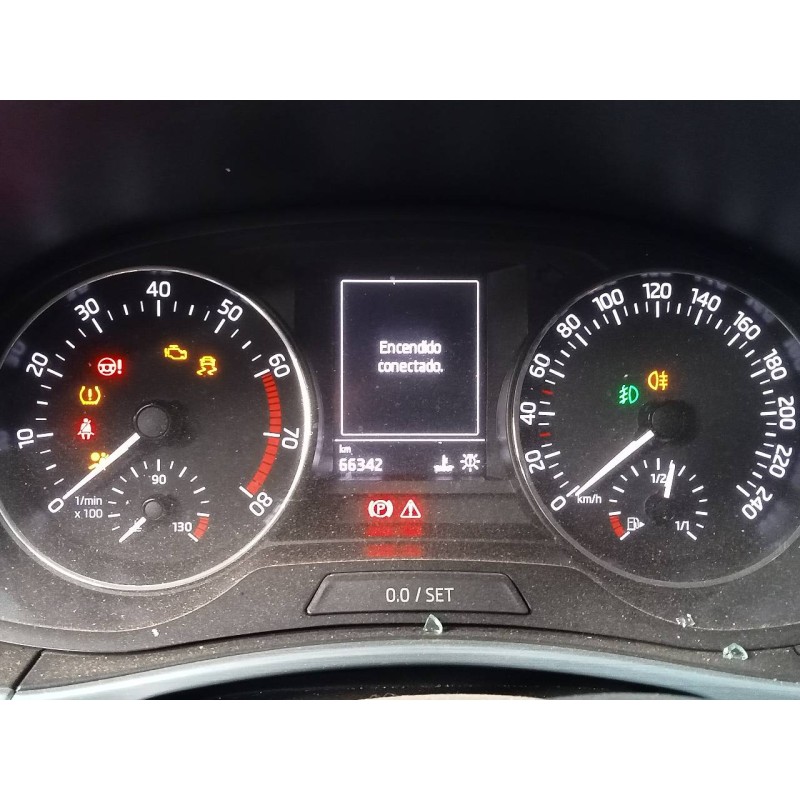 Recambio de cuadro instrumentos para skoda fabia active referencia OEM IAM 6V0920740C A2C13557700 E2-A1-33-1