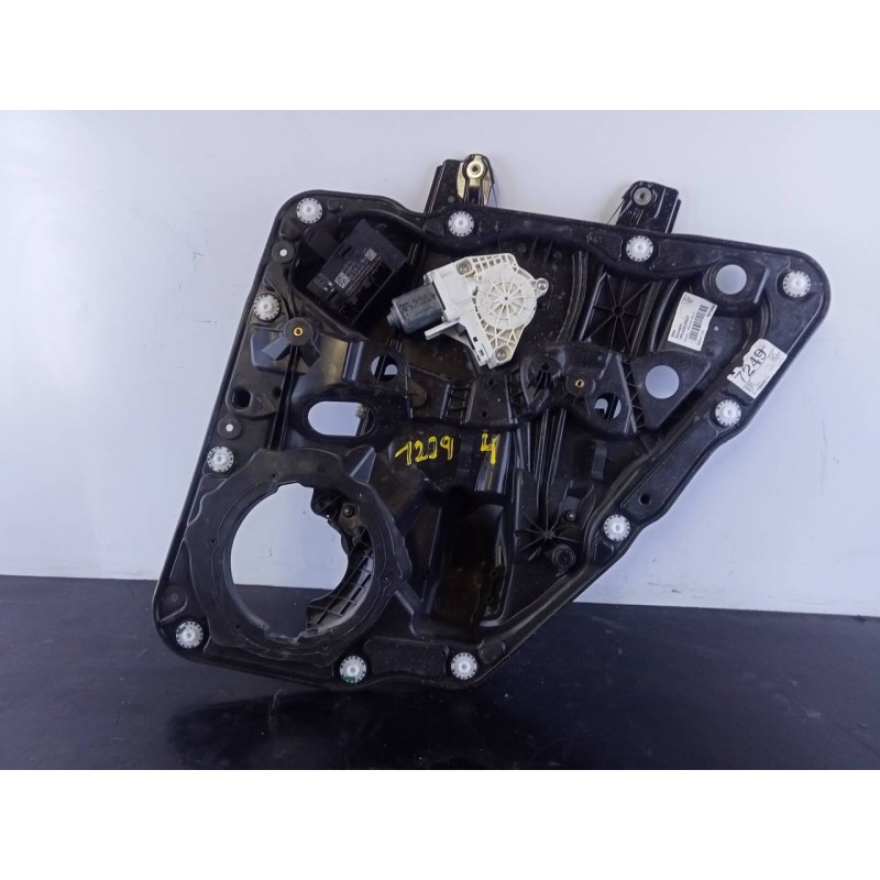 Recambio de elevalunas trasero derecho para porsche cayenne (typ 92aa) diesel platinum edition referencia OEM IAM 8K0959811A 110